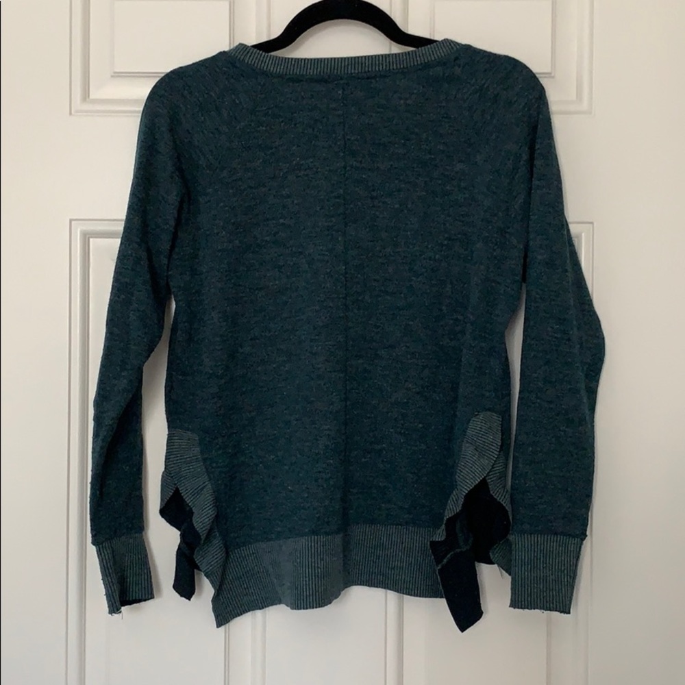 Green Sweater w/ Ruffled Bottom S - Picture 2 of 2